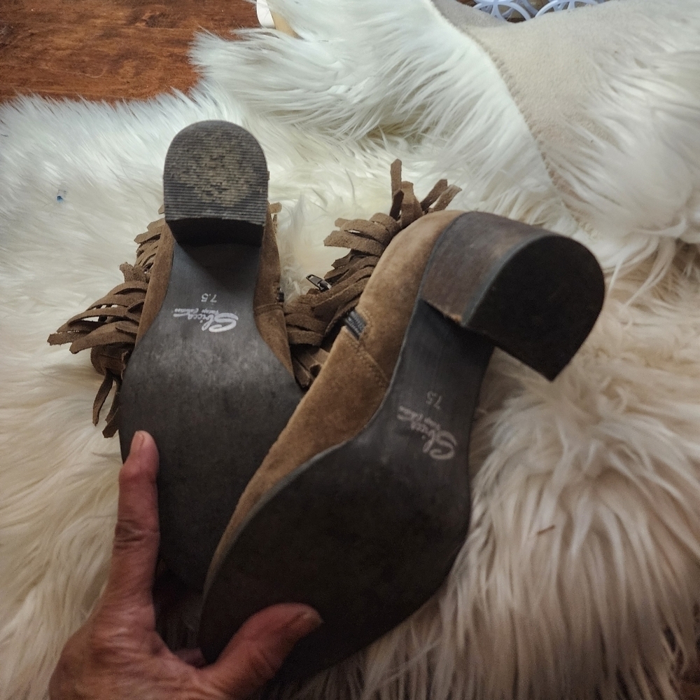 Hippy Western Fringed Booties 7.5 View 6